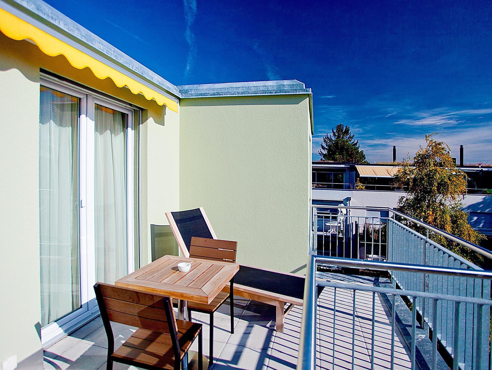 Suite Apartments By Livingdowntown Zurich Exterior photo