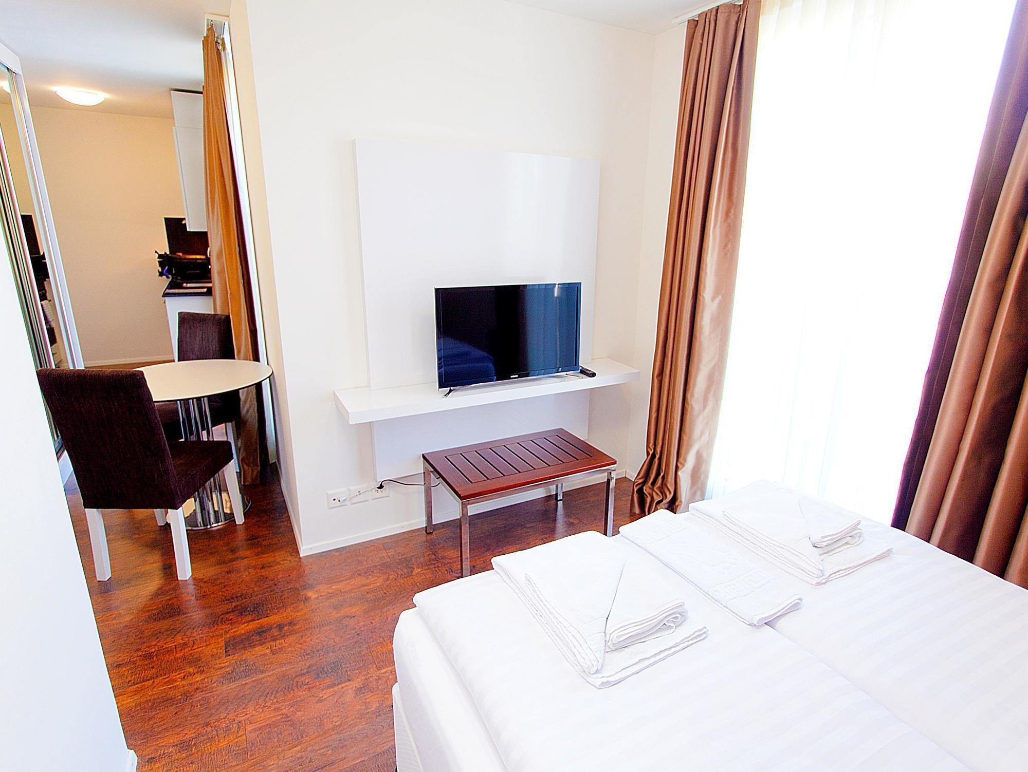 Suite Apartments By Livingdowntown Zurich Exterior photo