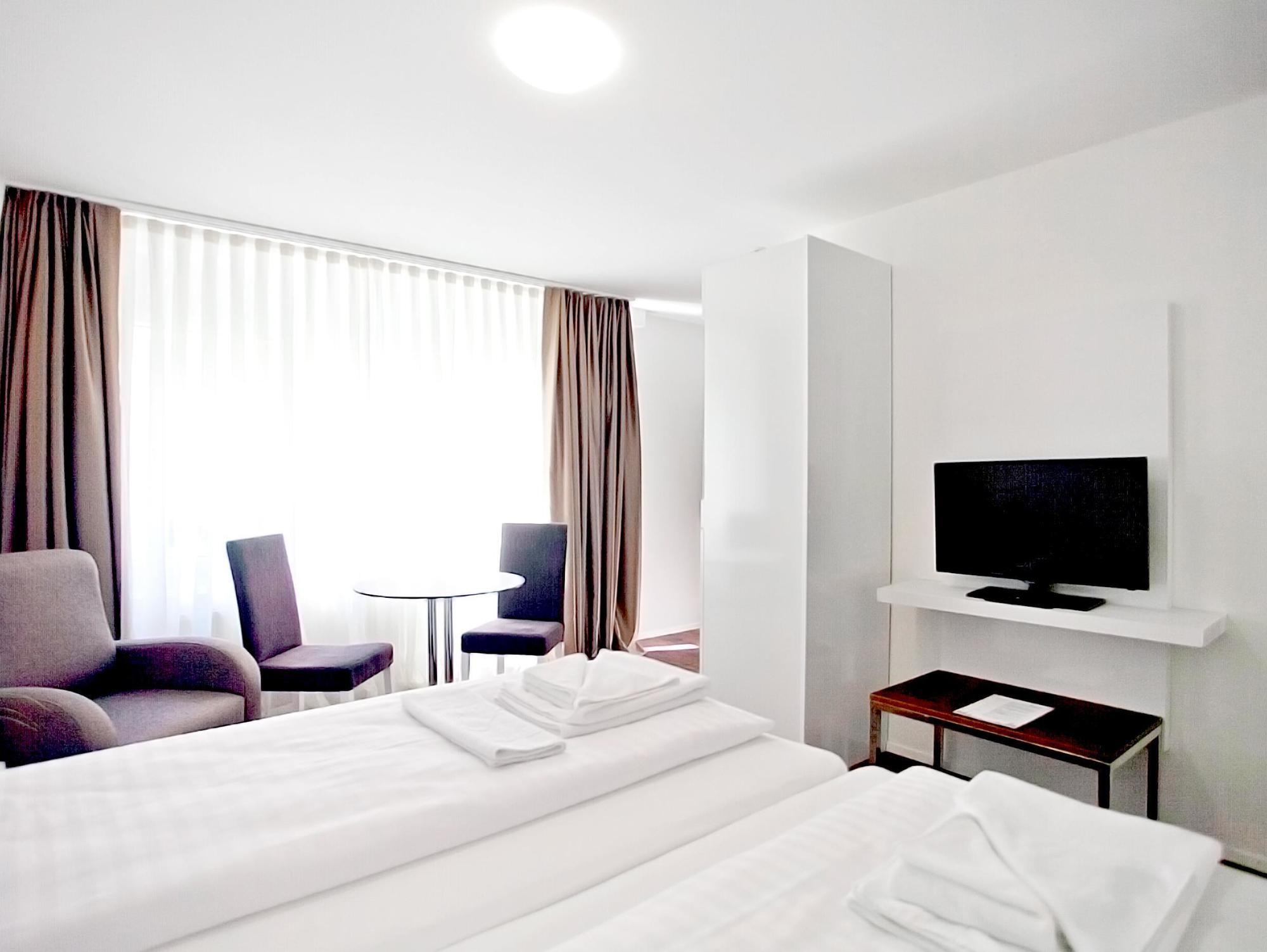 Suite Apartments By Livingdowntown Zurich Exterior photo