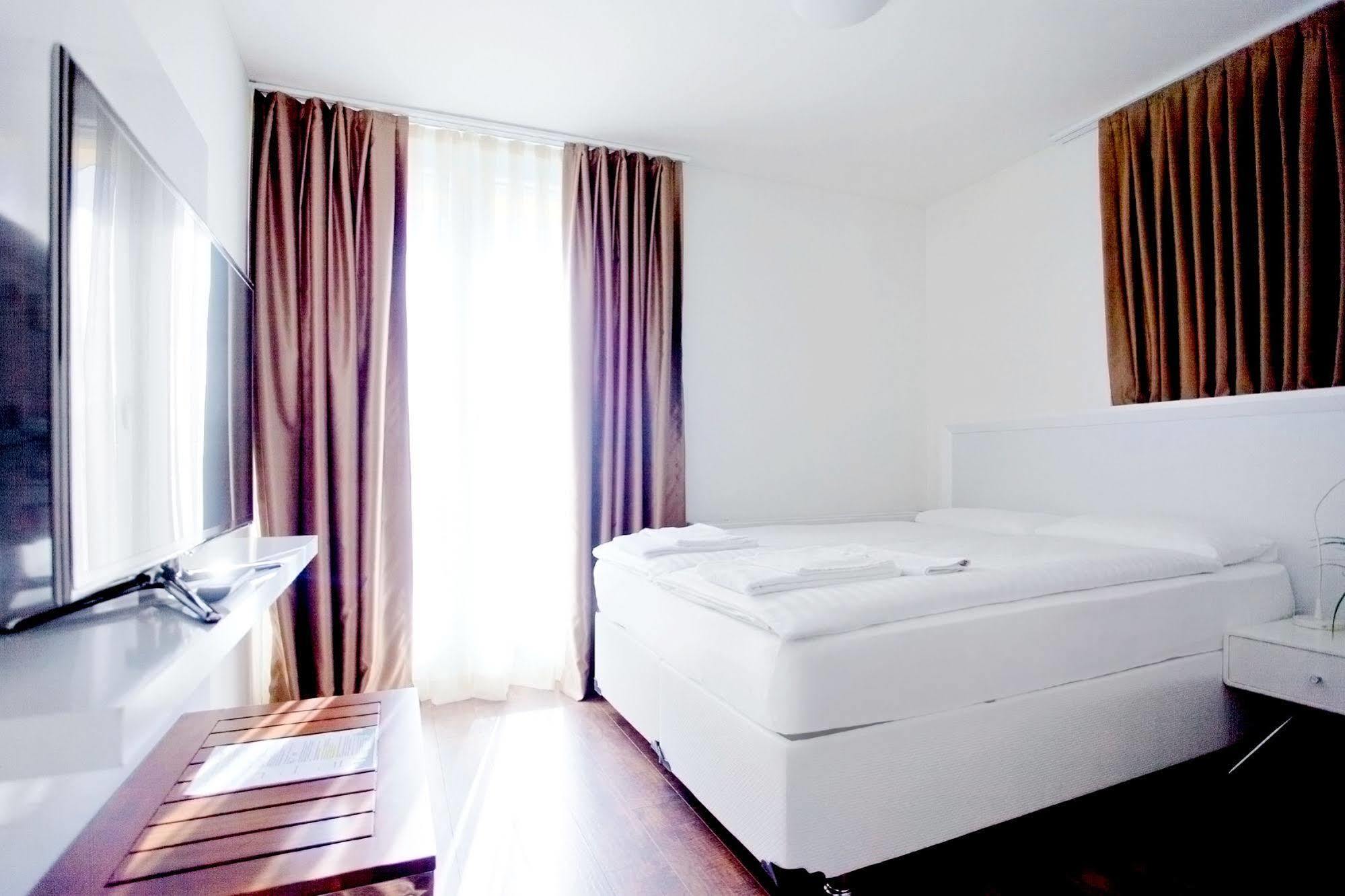 Suite Apartments By Livingdowntown Zurich Exterior photo
